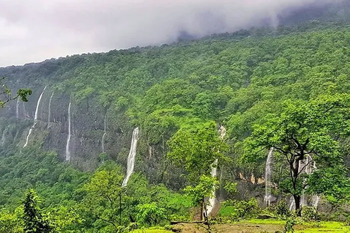 Pune to Bhimashankar cab service – Sedan & SUV taxi booking